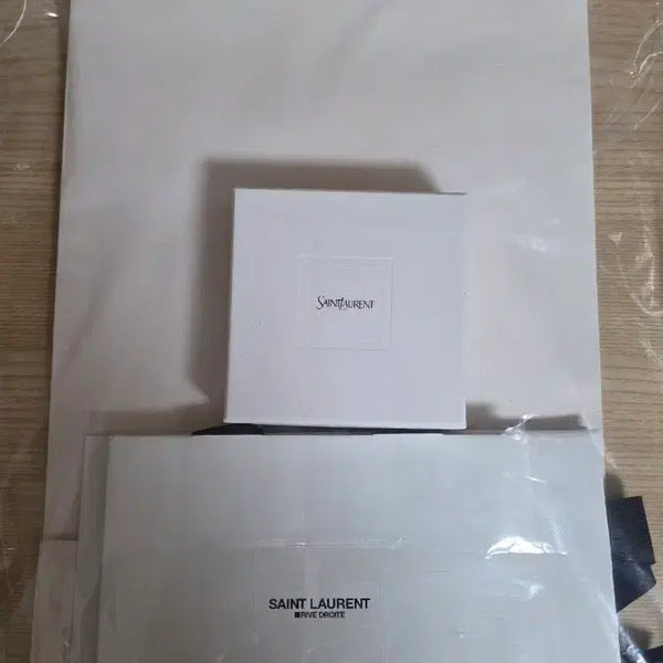 [BUNJANG] Saint Laurent Shopping Bags and Box Set / 생로랑 쇼핑백 3개, 박스 팝니다.