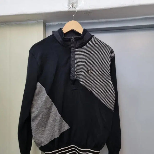 [BUNJANG] Metrocity Golf Windproof Knit Sweater / 메트로시티 골프 방풍 니트