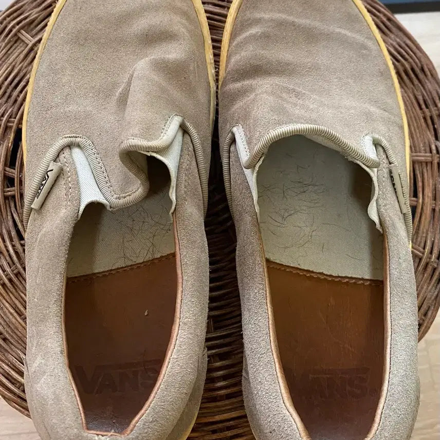 [BUNJANG] Vans Suede Slip-On Shoes (260mm) / 반스 스웨이드 슬립온 260