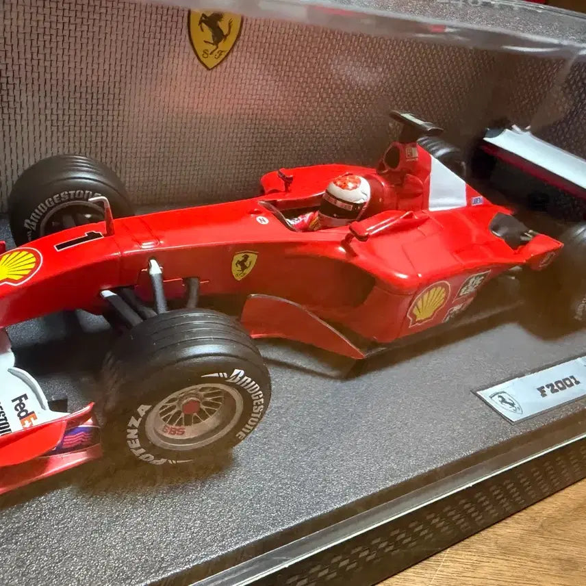 [BUNJANG] Hot Wheels 1/18 Scale Ferrari F1 2001 Tamiya Bandai / 핫 휠 1/18 빅스케일 페라리 F1 2001 타미야 반다이