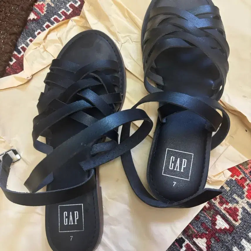 [BUNJANG] GAP Kids Sandals Size 7 / 갭 샌들 7사이즈
