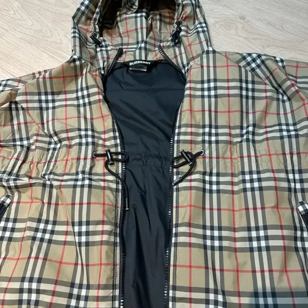 [BUNJANG] Burberry Hooded Windbreaker Zip-Up Jacket / 버버리 바람막이 후드집업