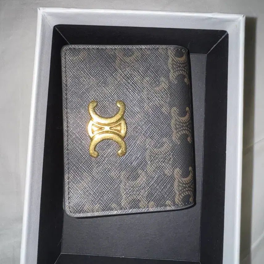 [BUNJANG] Celine Triomphe Card Holder / 셀린느 트리옹프 명함 지갑