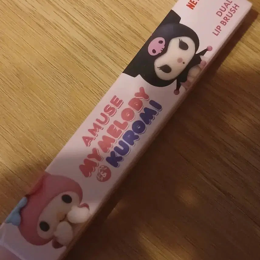 [BUNJANG] AMUSE Sanrio Dual Lip Brush My Melody & Kuromi Edition (Sealed) / 급처분)새제품 어뮤즈 산리오 듀얼 립브러쉬 마이멜로디&쿠로미에디션 미개봉팝니다