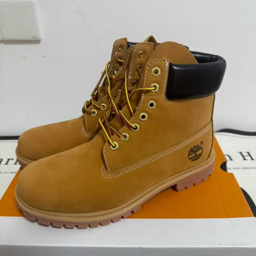 [BUNJANG] Timberland Premium 6-Inch Waterproof Boots Wheat Nubuck Wide 260mm / 팀버랜드 프리미엄 6인치 워터프루프 부츠 위트 누벅 - 와이드 260mm