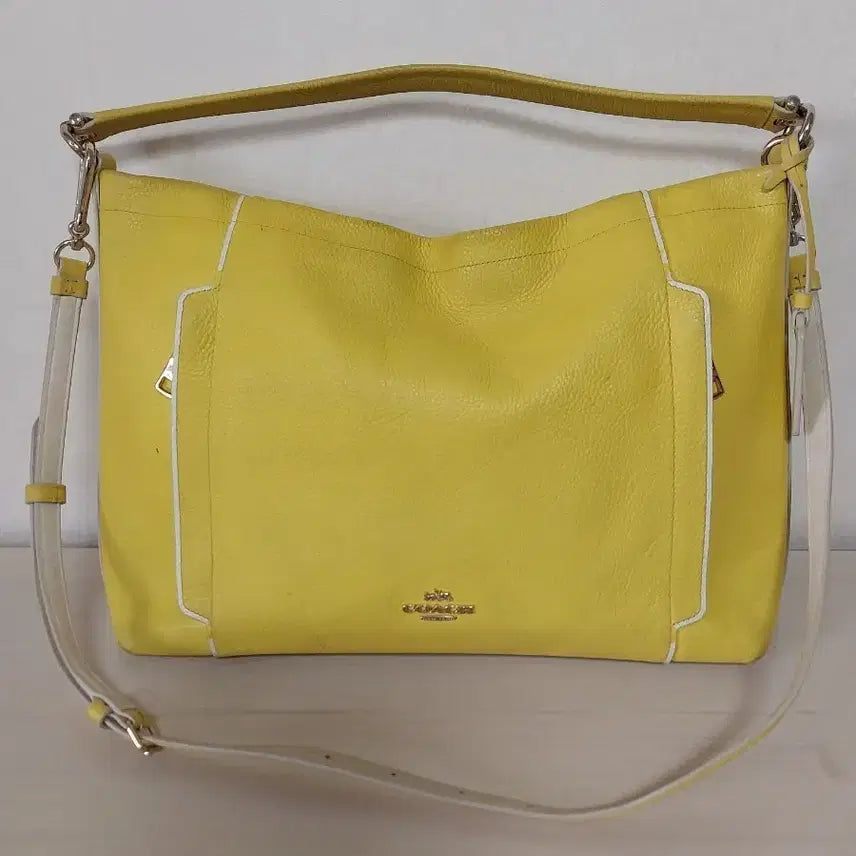 [BUNJANG] Coach Yellow Leather Shoulder Bag / 코치 옐로우 가죽 숄더백