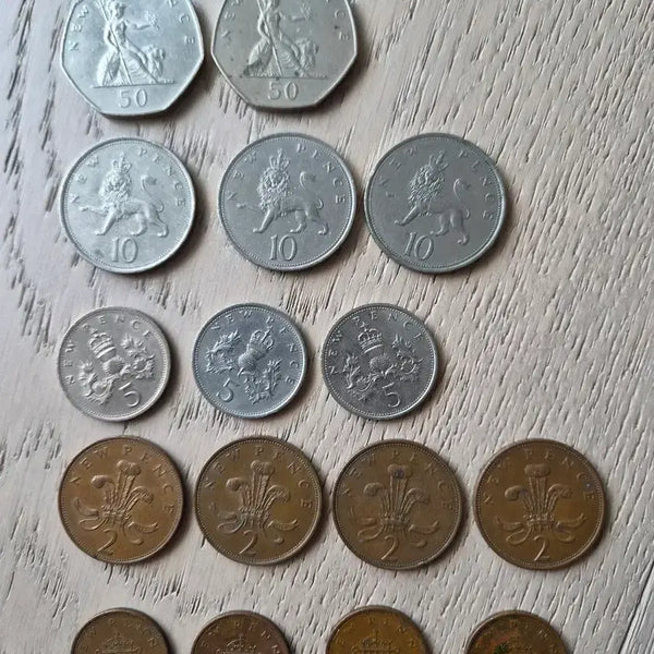 [BUNJANG] United Kingdom Old Coin Set - 50 Pence, 10 Pence, 5 Pence, 2 Pence, 1 Penny / 영국 옛날 동전 세트 50펜, 10펜, 5펜, 2펜, 1페니