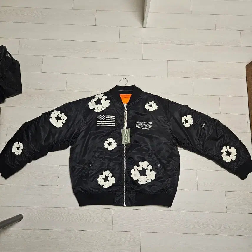 [BUNJANG] Denim Tears Varsity Jacket / 데님티어스 바시티 자켓