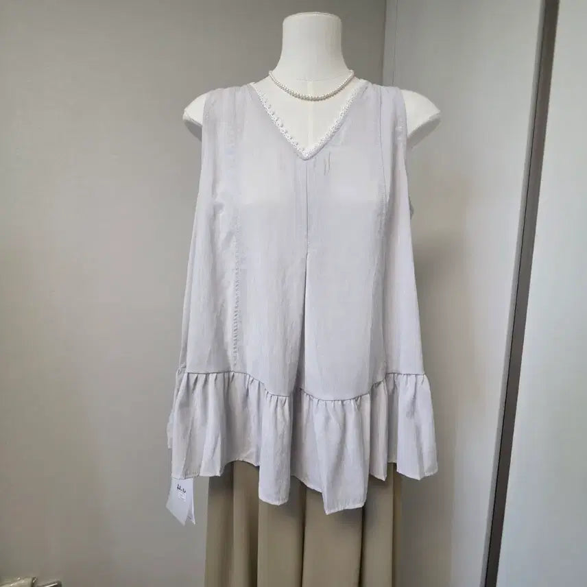 [BUNJANG] Sleeveless Frill Blouse / 민트 민소매 프릴 블라우스