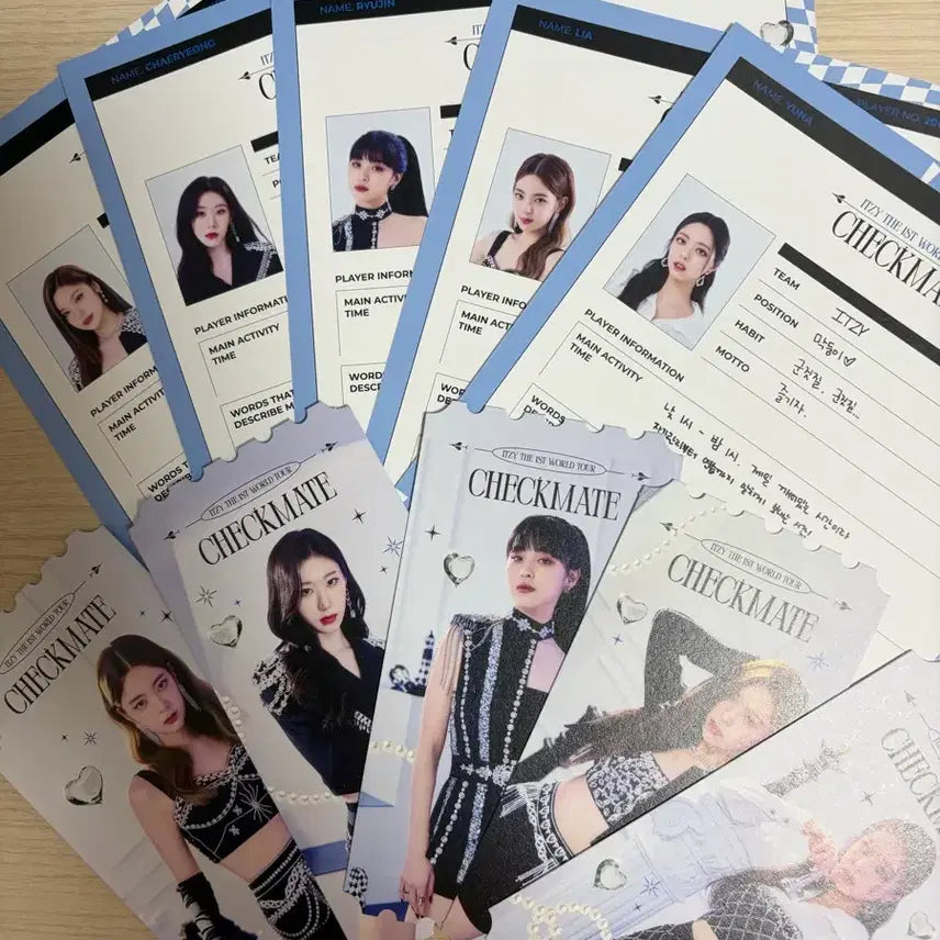 [BUNJANG] ITZY 1st Concert Goods Profile Set / 있지 첫 콘서트 굿즈 프로필세트 판매합니다