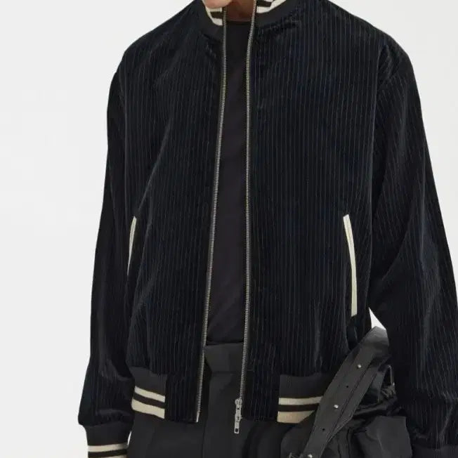 [BUNJANG] Yus Stripe Track Jacket / 유스 스트라이프 트랙 자켓