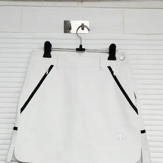 [BUNJANG] Descente Golf Skirt White / 데상트 골프 스커트 화이트