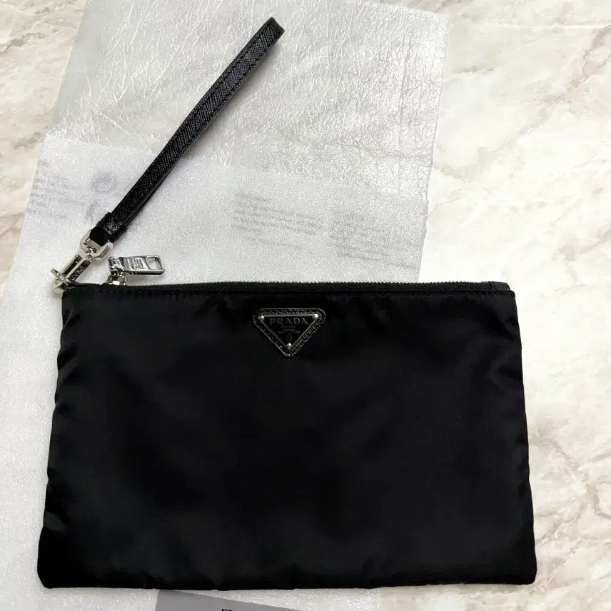 [BUNJANG] Prada Men's Re-Nylon Saffiano Leather Clutch Bag Black 2N H004 2DMH F0002 / 남성 리나일론 사피아노 클러치백 2N H004 2DMH F0002 24F