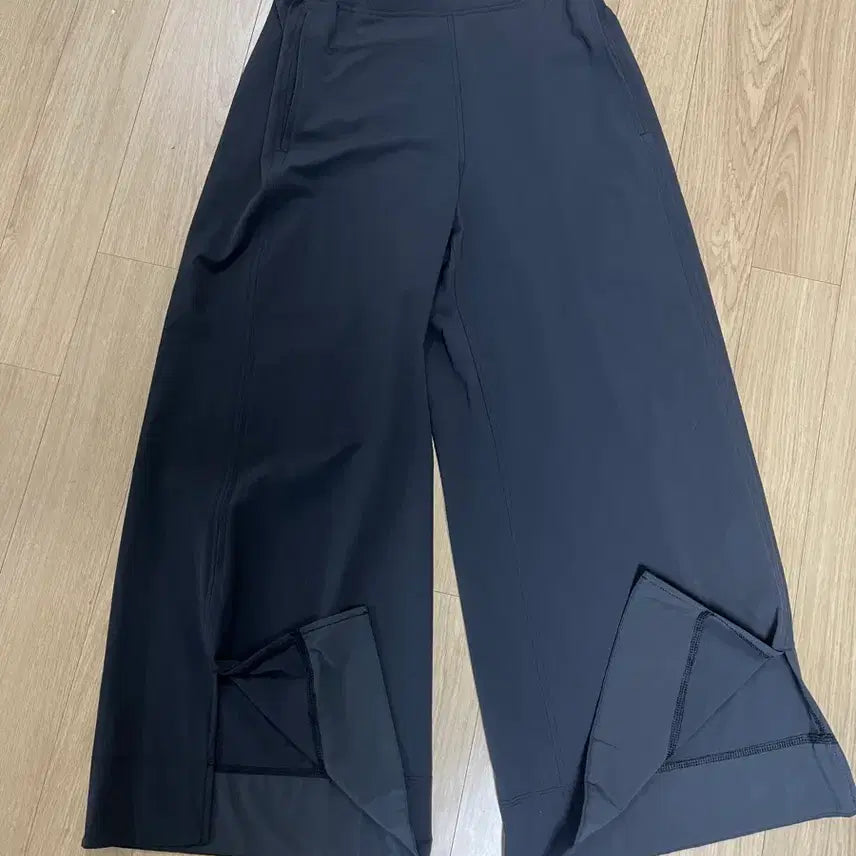 [BUNJANG] Lululemon Cropped Top / 룰루레몬