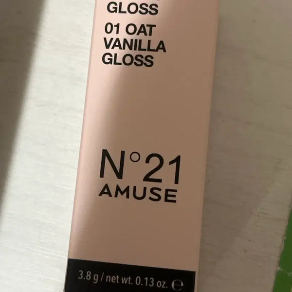 [BUNJANG] Amuse Gel Fit Gloss 01 Oat Vanilla Gloss Sealed / 어뮤즈 젤핏 글로스 01 오트 바닐라 글로스 미개봉