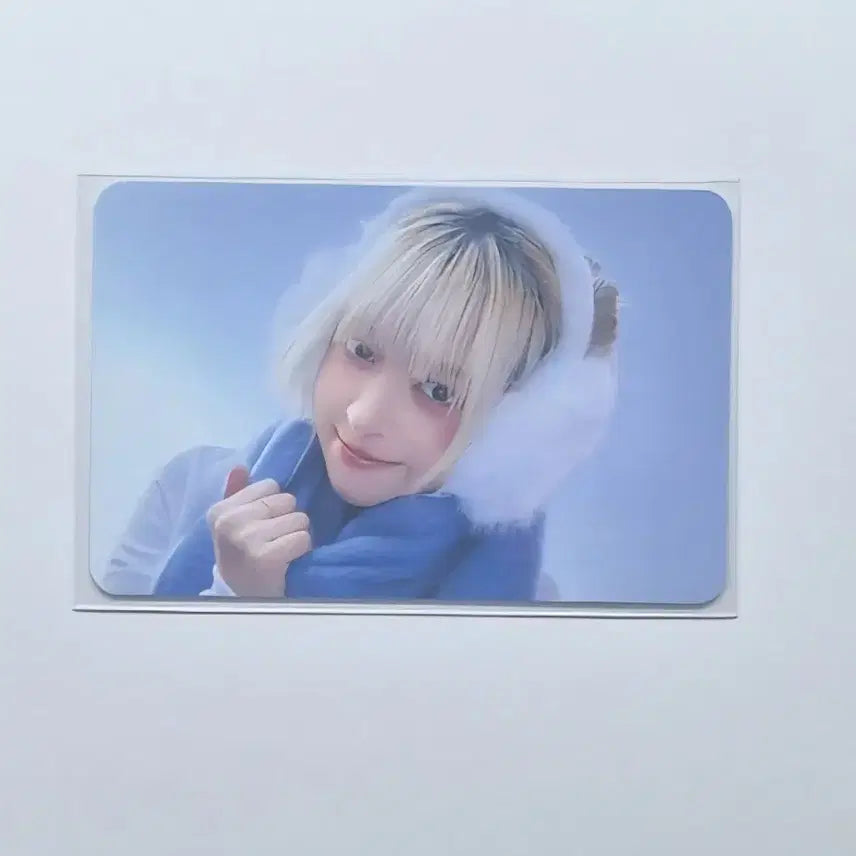 [BUNJANG] NMIXX Lily Blue Valentine Makestar Photocard / 엔믹스 릴리 Blue Valentine 메이크스타