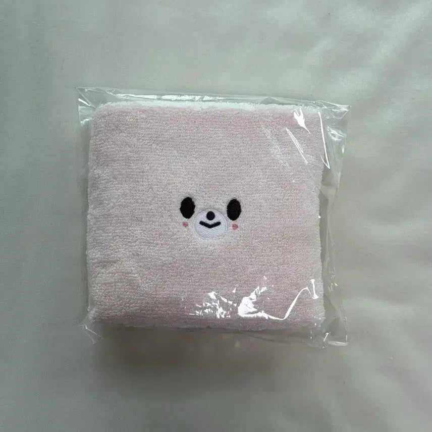[BUNJANG] Stray Kids Fan Meeting Entry Gift Towel Foxiny / 스트레이키즈 스키즈 스키주 팬미팅 입장기프트 타올수건 폭시니 양도