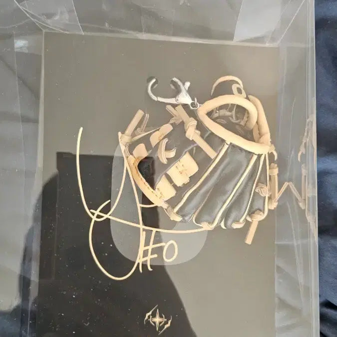 [BUNJANG] Diaz Baseball Glove Keychain / 디아즈 골글 키링 팝니다