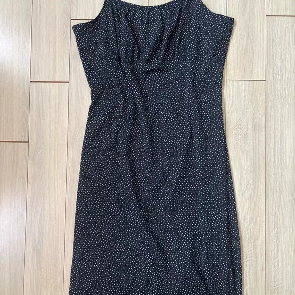 [BUNJANG] Polka Dot Sleeveless Midi Dress / 도트 패턴 나시 원피스
