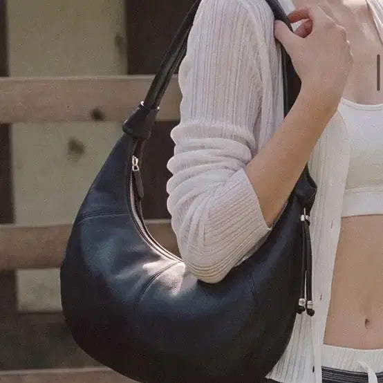 [BUNJANG] Polneua Amang Hobo Bag / 폴뉴아 아망 호보백