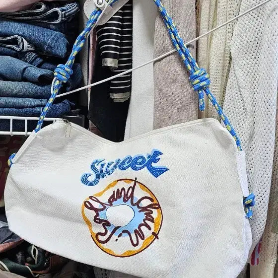 [BUNJANG] Canvas Tote Bag with Donut Print / 캔버스 토트백 도넛 프린트