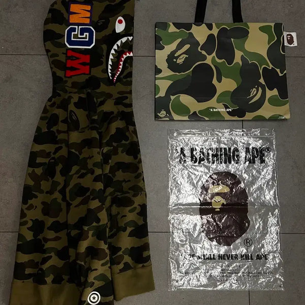 [BUNJANG] BAPE Green Camo Shark Full Zip Hoodie / 베이프 그린 녹계 샤크 후드집업