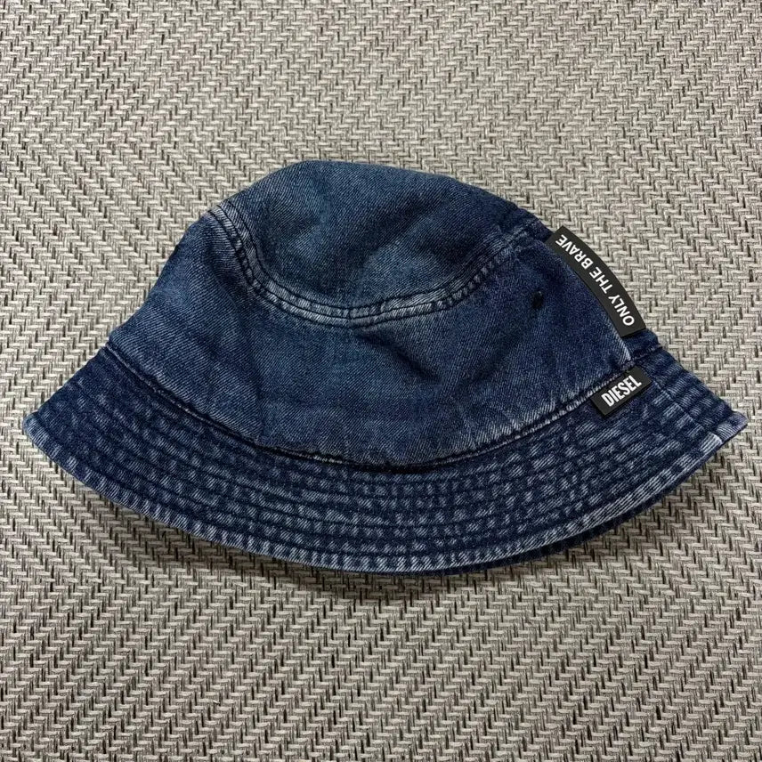[BUNJANG] Diesel Washed Denim Bucket Hat / (58)디젤 워싱데님 버킷햇