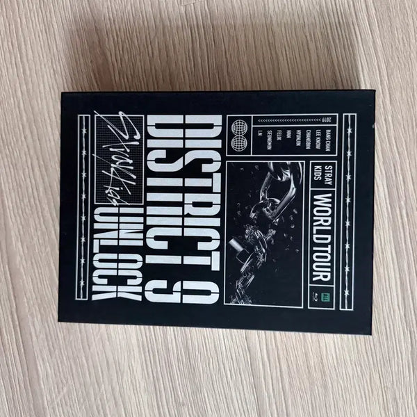 [BUNJANG] Stray Kids District 9 DVD / 스트레이키즈 district 9 dvd