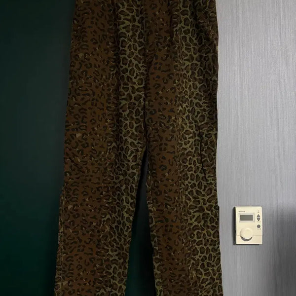 [BUNJANG] Stussy Leopard Beach Pants Olive / 스투시 레오파드 비치 팬츠 올리브