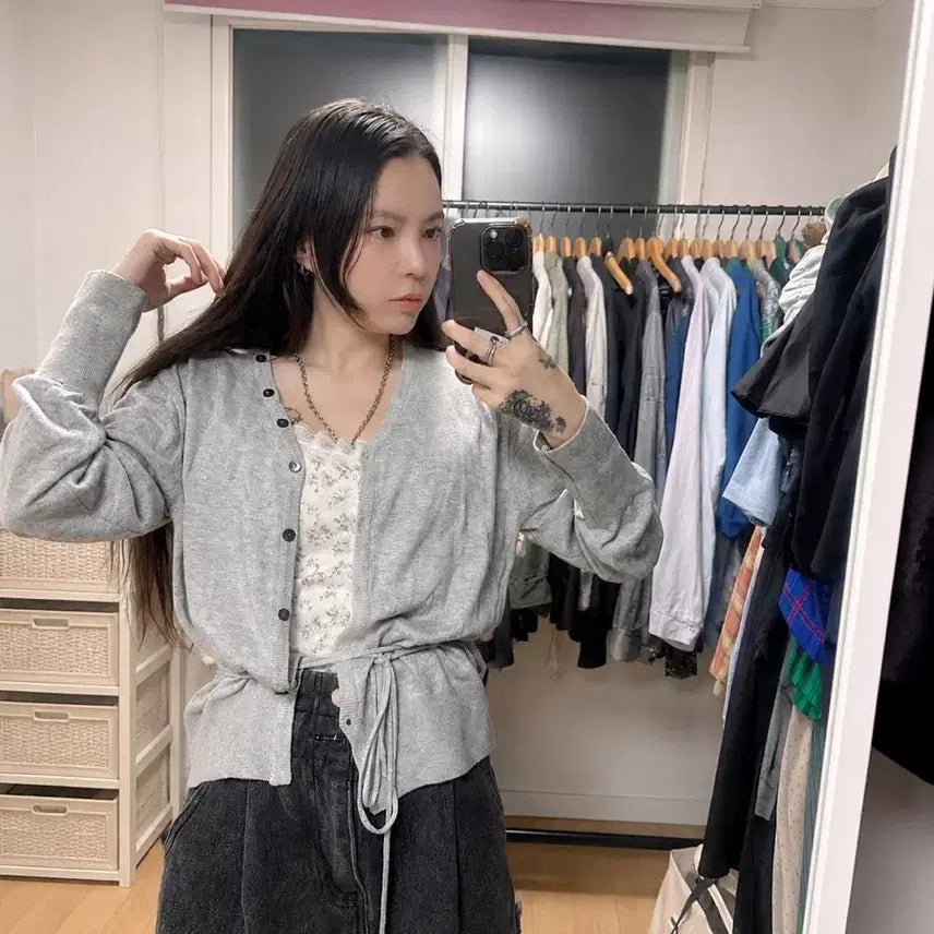 [BUNJANG] ihr Button String Cardigan Grey / ihr (아이에이치알) 버튼 스트링 가디건 그레이 (Free)