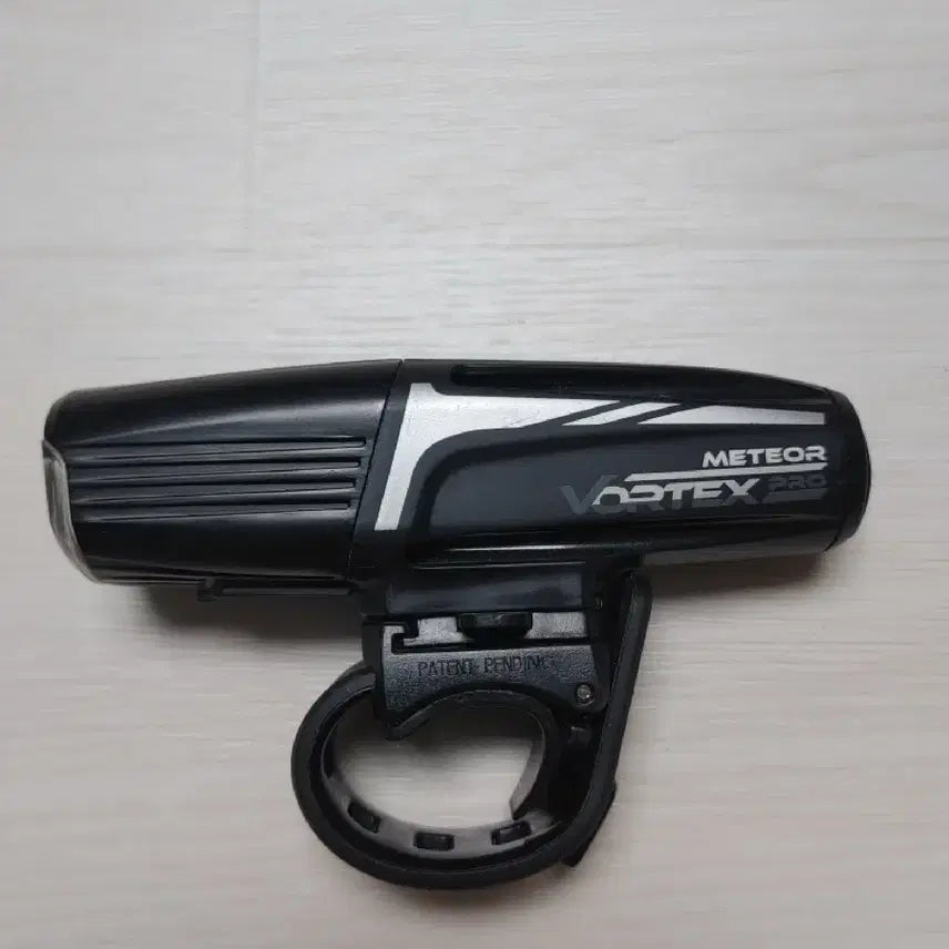 [BUNJANG] Moonlight Meteor Vortex Pro 900 Lumen Rechargeable Bicycle Headlight / A급)) 문라이트 메테오 보텍스 프로 900루멘 충전식 자전거 전조등 팝니다. (택포 4.5만)