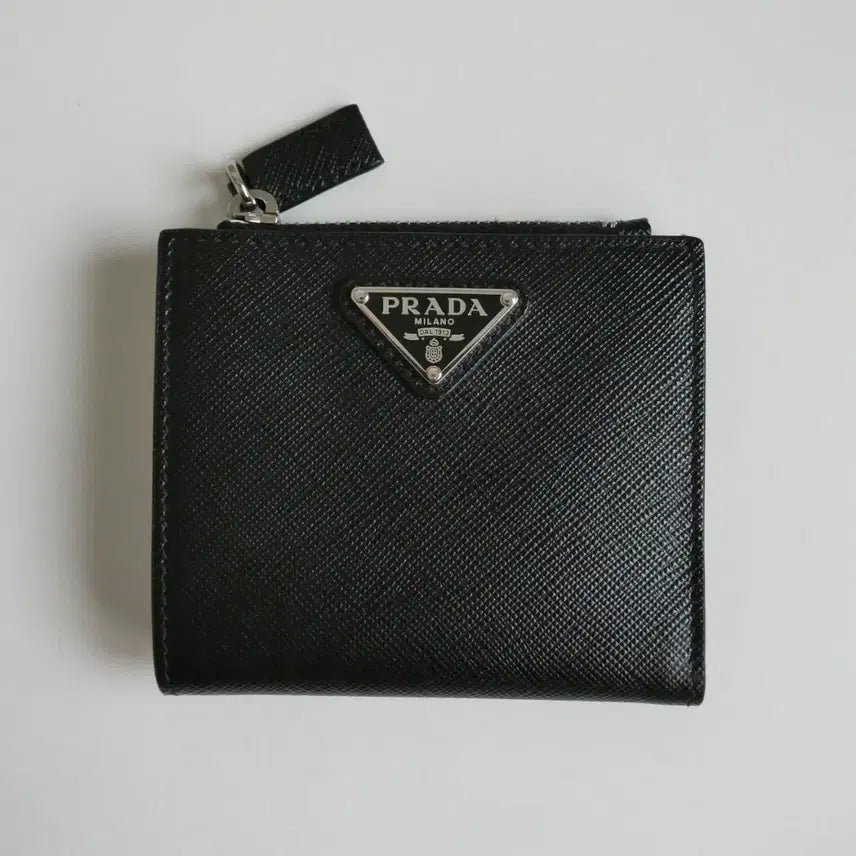 [BUNJANG] Prada Saffiano Leather Bifold Wallet Black / [풀구성] 프라다 사피아노 레더 반지갑 블랙