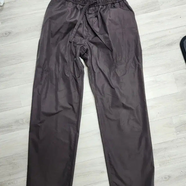[BUNJANG] Dolce & Gabbana Wine Brown Nylon Track Pants / 돌체엔 가바나 와인 브라운 나일론 트레이닝 바지