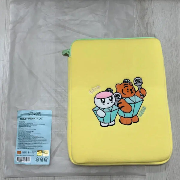 [BUNJANG] Seventeen Bongbongie Mujik Tiger Tablet Pouch / [B02] 세븐틴 봉봉이 무직타이거 태블릿 파우치