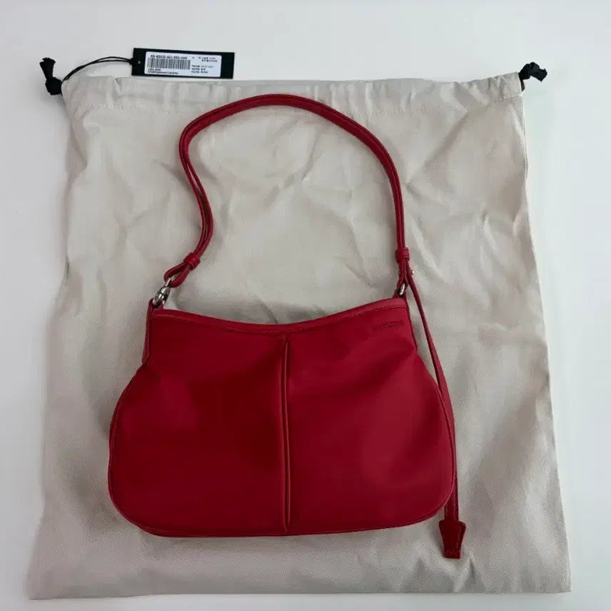 [BUNJANG] Couronne Love Shoulder Bag Red / 쿠론 러브 숄더백