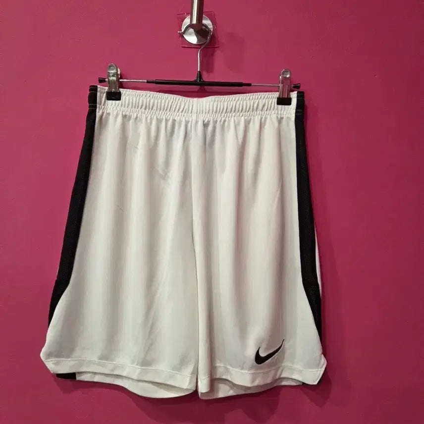 [BUNJANG] Nike Dri-FIT Training Shorts / 나이키 드라이핏 트레이닝 쇼츠 p464
