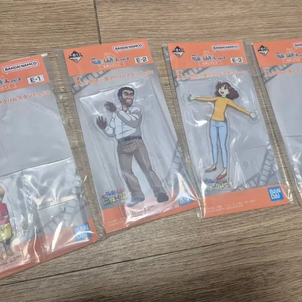 [BUNJANG] Crayon Shin-chan C Prize Acrylic Stand Set / 짱구 E상 아크릴스탠드 4종