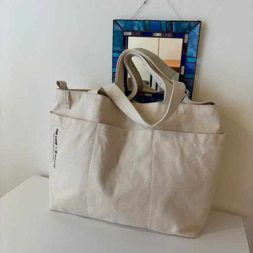 [BUNJANG] THE CASE x NAUGHTIAM Collaboration Canvas Tote Bag / THE CASE x NAUGHTIAM 콜라보 캔버스 토트백