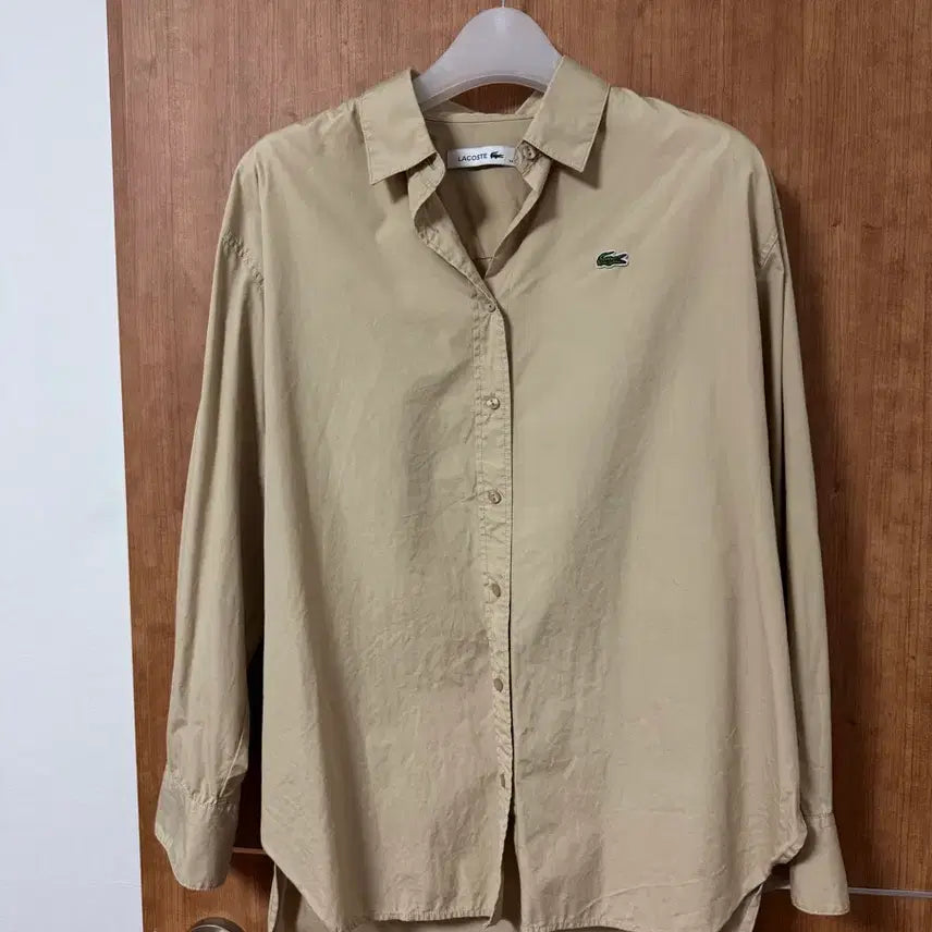 [BUNJANG] Lacoste Women's Beige Oversized Fit Shirt 34 / 라코스테 우먼 베이지 오버핏 셔츠 34