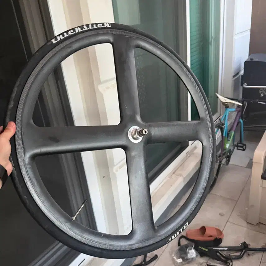 [BUNJANG] Carbon 4-Spoke Front Wheel / 카본사발이 프론트