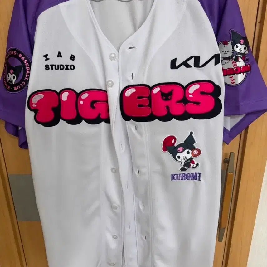 [BUNJANG] Park Min Autographed 25th Season Kuromi Collaboration Uniform / 25 쿠로미  박민 친필싸인 유니폼 100