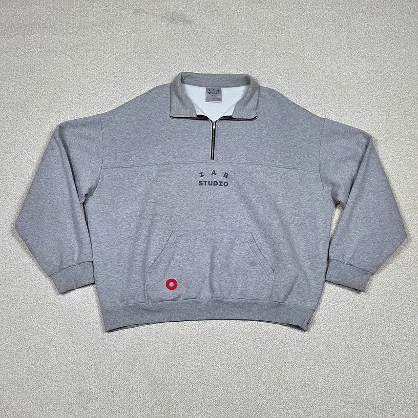 [BUNJANG] IAB Studio x Hyundai Mobis Half Zip-Up Sweatshirt / [아이앱 스튜디오 x 현대모비스] 하프집업 맨투맨 | A00631