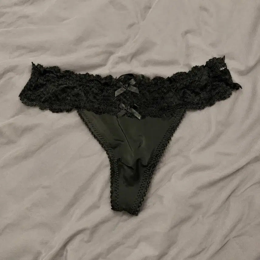 [BUNJANG] Corset Lace Thong Panties (Black) / 중고 코르셋 레이스 끈 여자 팬티 (Black) 속옷 여성