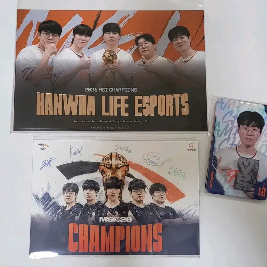 [BUNJANG] HLE Hanwha Life Esports MSI Championship Photocard & Postcard Bundle Set / HLE 한화생명 7월 포카 MSI 우승 엽서 일괄