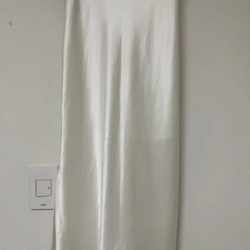 [BUNJANG] Satin Long Skirt White / 새틴 스커트 화이트.55