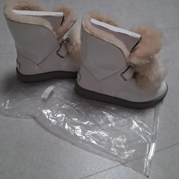 [BUNJANG] UGG White Fur Boots / (한번 신음) 어그 부츠 화이트 털 부츠 ugg