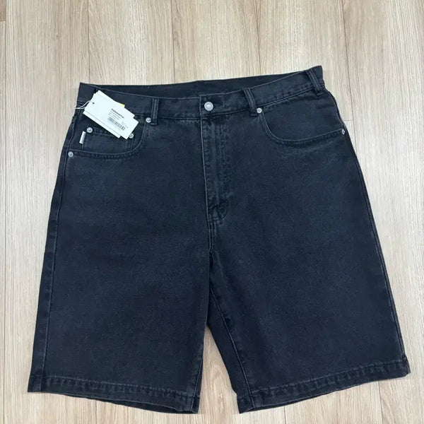 [BUNJANG] thisisneverthat Washed Black Shorts / 디스이즈네버댓 워시드 블랙 쇼츠 반바지