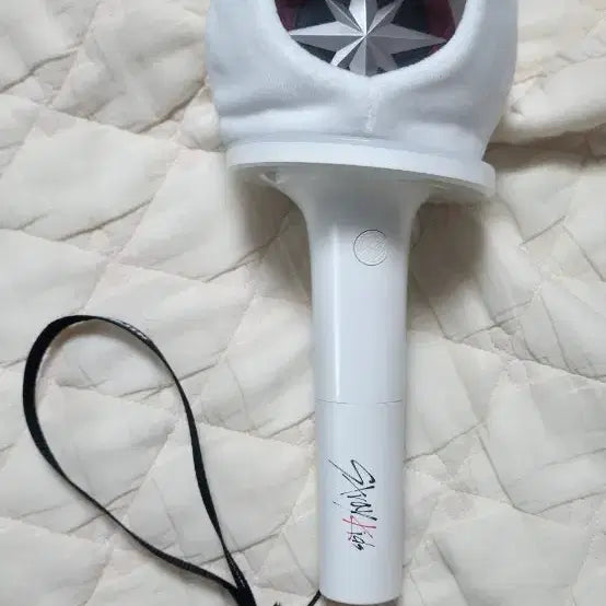 [BUNJANG] Stray Kids Nachimbong Ver. 2 Lightstick / 스트레이키즈 응원봉 나침봉2 나침봉 vse2 지니렛 망토