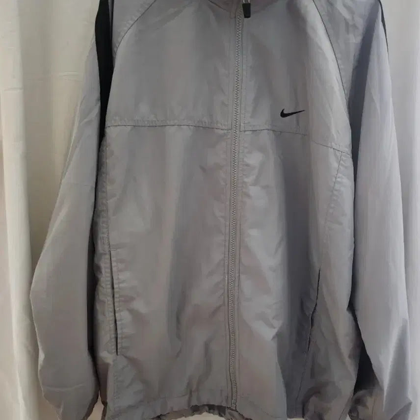 [BUNJANG] Nike Windbreaker Jacket - Size M / 나이키 바람막이 M