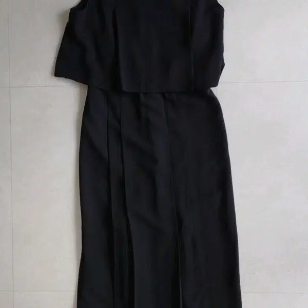 [BUNJANG] Mine by Handsome 24SS Pleated Dress / 한섬 마인 24ss 플리츠 원피스